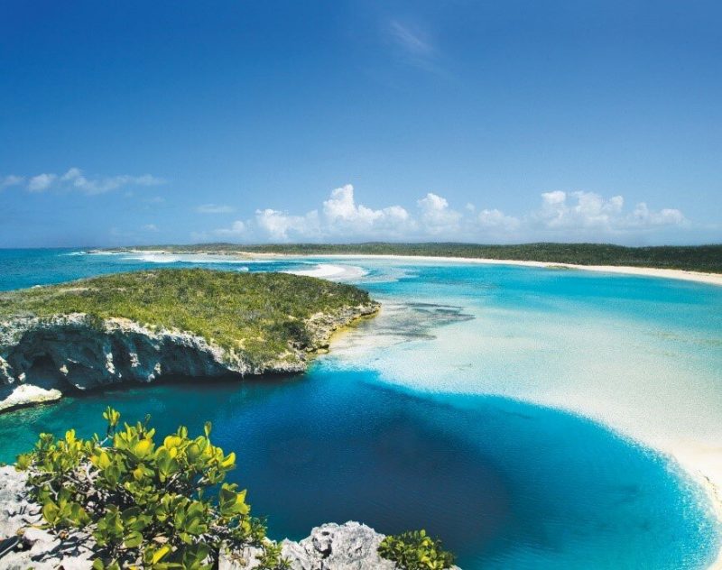 Discover the Mystical 'Blue Holes' of The Bahamas - Go Tour Luxe