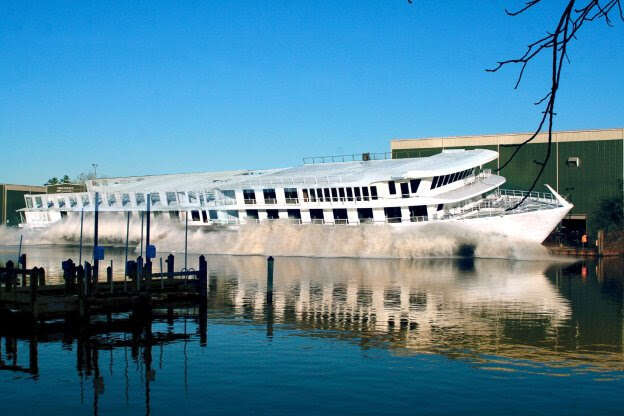 American River Cruise Ship